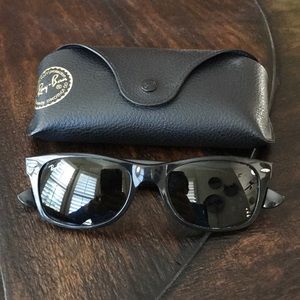 NEW WAYFARER CLASSIC